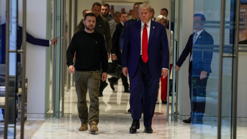 "Никто не хочет мира больше, чем Украина": Трамп созвонился с Зеленским сразу после разговора с Путиным