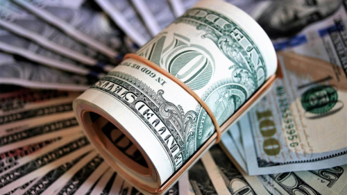 Bloomberg: США снизили долг Украины втрое
