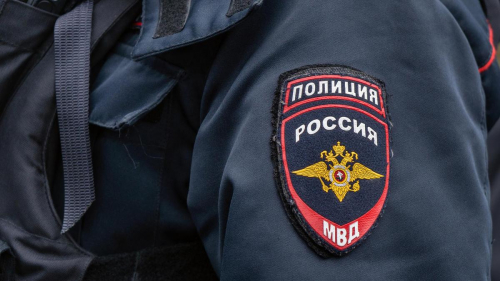 В Чечне тело подростка, обвиняемого в нападении на полицейских, выставили на площади
