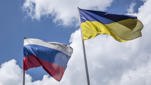 Переговоры России и Украины начались в Стамбуле, заявил депутат