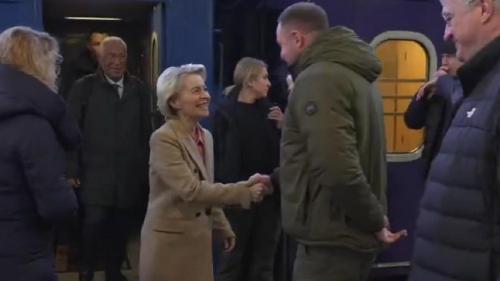 Лидеры ЕС прибыли в Киев на третью годовщину начала войны в Украине (видео)