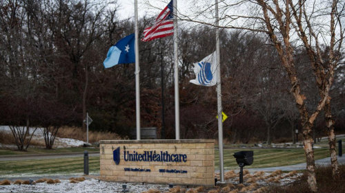 "Человека убили, а вы смеетесь". Почему убийство главы UnitedHealthcare подняло волну небывалого злорадства в США